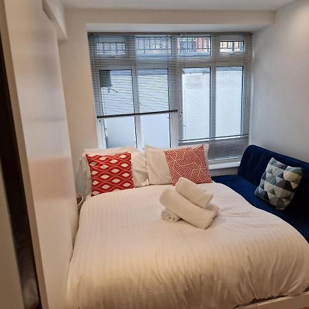 Lovely 1-Bed Apartment In London Exterior photo
