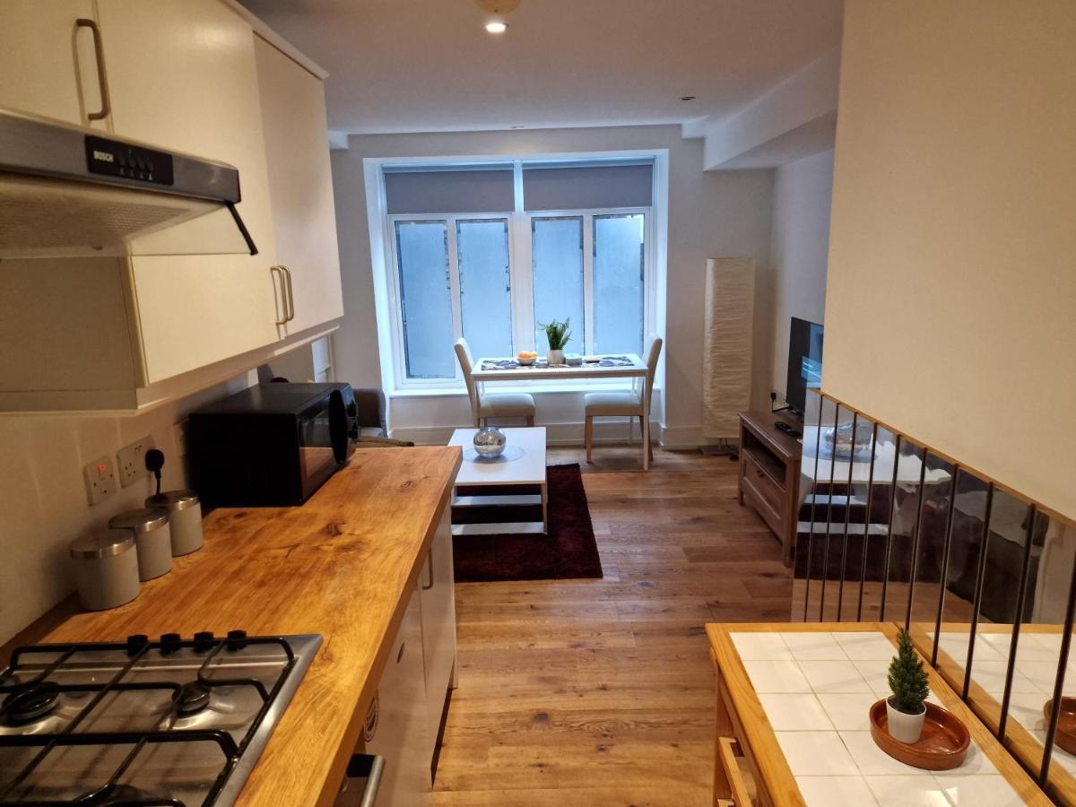 Lovely 1-Bed Apartment In London Exterior photo